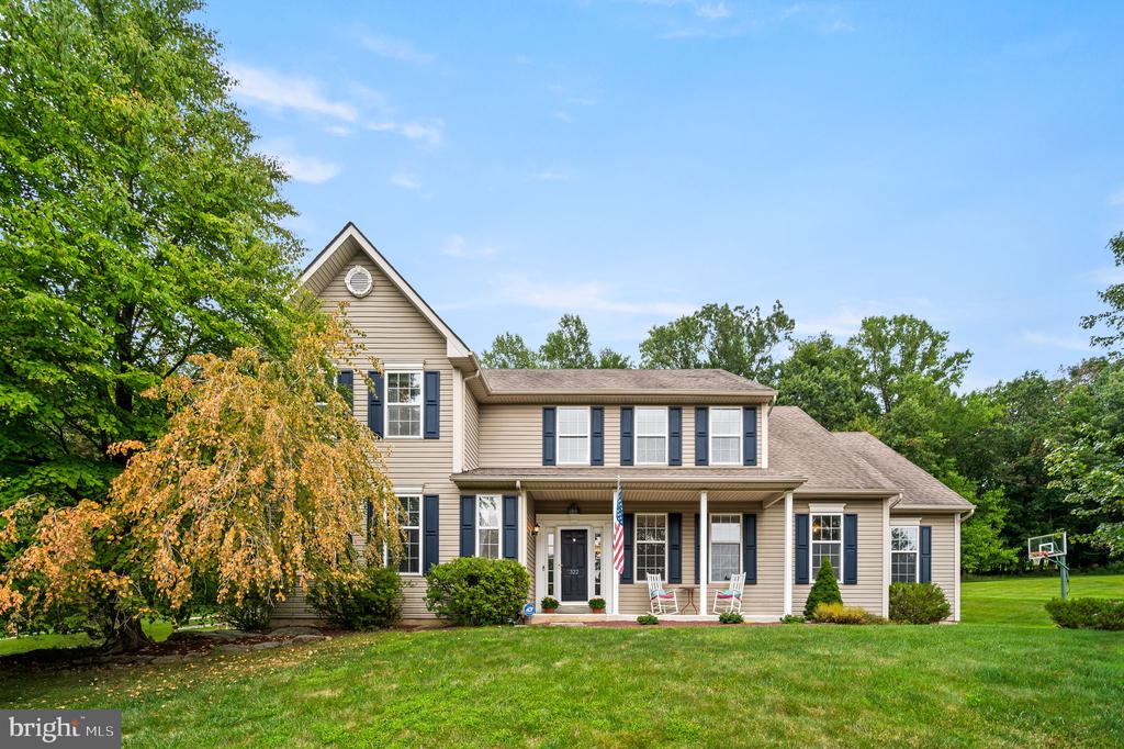 Martingale Cir, Coatesville, PA 19320