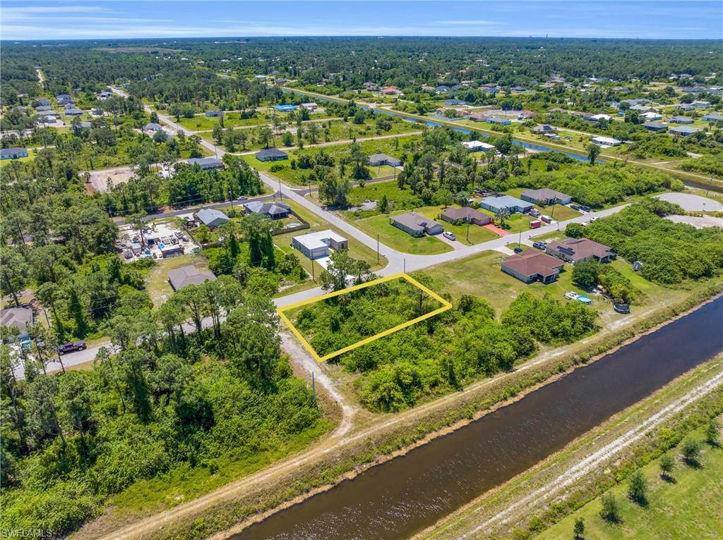 Land in LEHIGH ACRES 5