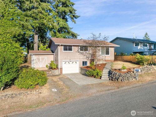 1816 S 1st St, Shelton, WA, 98584-2402 | Card Image