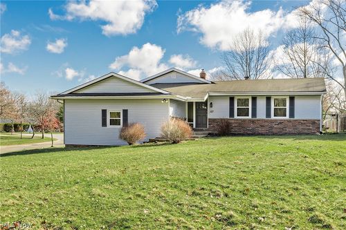 127 Brush Rd, Richmond Heights, OH, 44143-1053 | Card Image