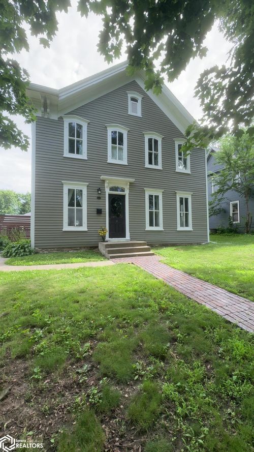 503 4th St, Traer, IA, 50675-1109 | Card Image