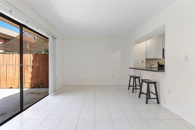 0 - 10127 Sw 77th Ct, Condo with 2 bedrooms, 1 bathrooms and null parking in Miami FL | Image 19