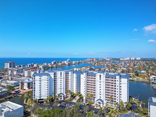 APT-806 - 400 Flagship Dr, Condo with 3 bedrooms, 3 bathrooms and null parking in NAPLES FL | Image 14