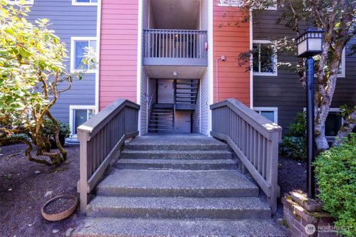 apt-2-301-20050 Vikings Crest Loop Ne, Poulsbo, WA, 98370-7679 | Card Image