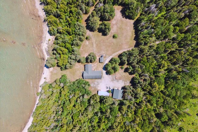 Aerial view of Sunup Lodge | Image 46