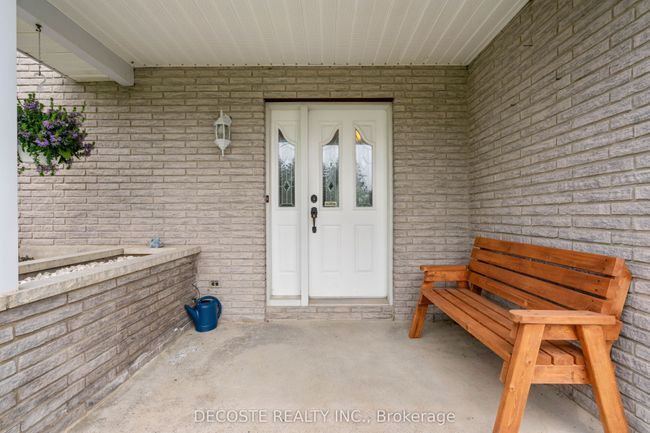 20351 Pineview Cres, House other with 3 bedrooms, 3 bathrooms and 4 parking in Alexandria ON | Image 4