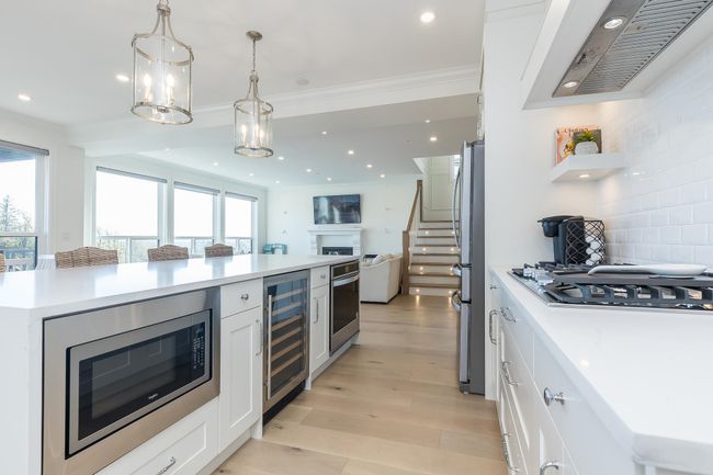 33990 Parr Ave, House other with 6 bedrooms, 4 bathrooms and null parking in Mission BC | Image 8