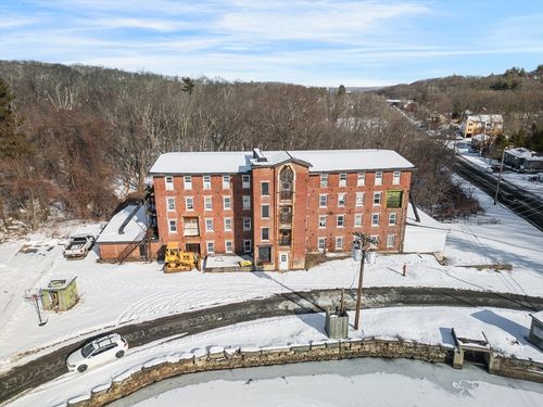 190 W Main St, Millbury, MA, 01527-1416 | Card Image