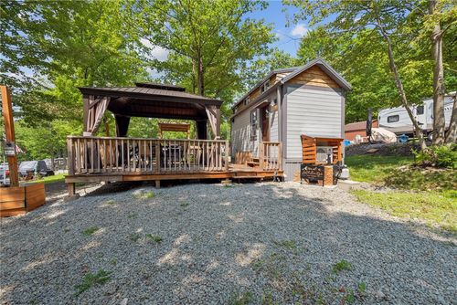 222-194 Tannery Rd, Champion, PA, 15622-3087 | Card Image