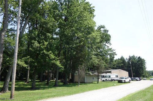 3053 Barber Rd, Norton, OH, 44203-1009 | Card Image