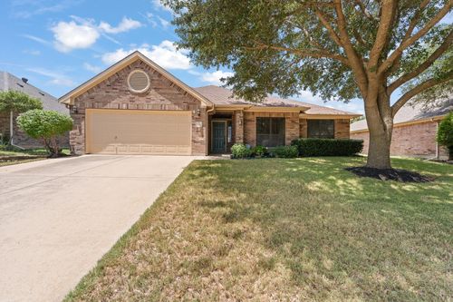 1058 Saint Andrews Drive, Burleson, TX, 76028 | Card Image