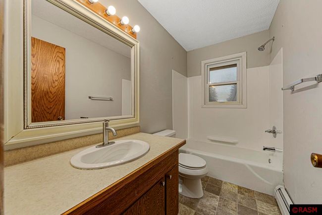 36530 251 St Ave, House other with 3 bedrooms, 2 bathrooms and null parking in Le Center MN | Image 13