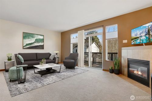 a-9423 18th Ave W, Everett, WA, 98204-1427 | Card Image