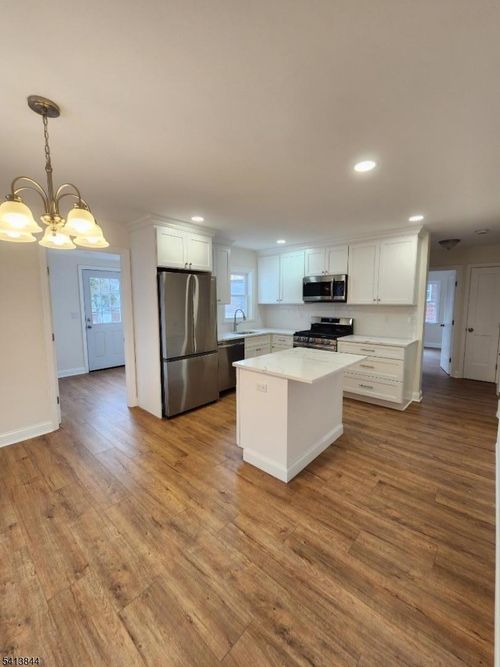 34 Scott Ave, South Amboy, NJ, 08879-1106 | Card Image
