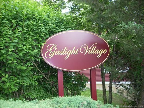 unit-304-7 Dean St, Danbury, CT, 06810-5761 | Card Image