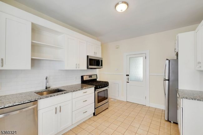 27 Field Rd, Home with 5 bedrooms, 2 bathrooms and null parking in Maplewood NJ | Image 17
