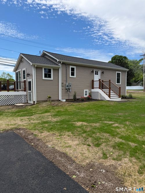 233 Chapel St, Milford, CT, 06460-7919 | Card Image