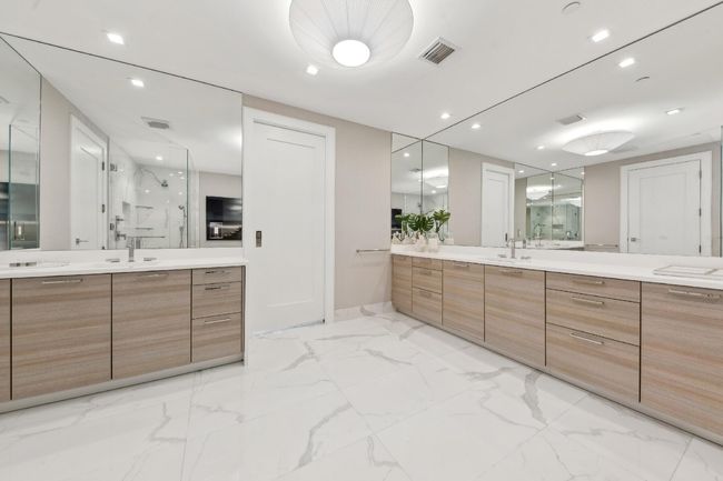UNIT-5C - 3730 N Ocean Dr, Condo with 3 bedrooms, 4 bathrooms and null parking in Riviera Beach FL | Image 11