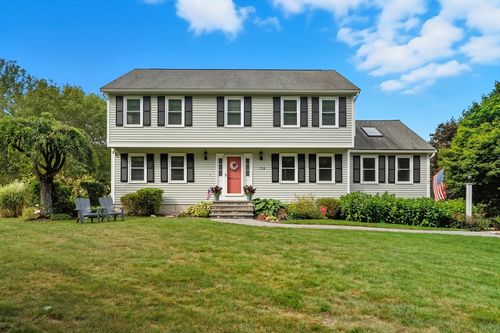 732 Lincoln St, Franklin, MA, 02038-1544 | Card Image