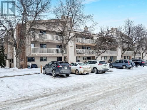 315- Stillwater Dr, Saskatoon, SK, S7J4H7 | Card Image