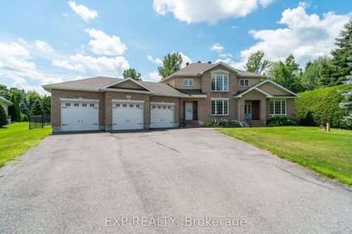 1125 Waterpark Pl, Manotick, ON, K4M1J7 | Card Image