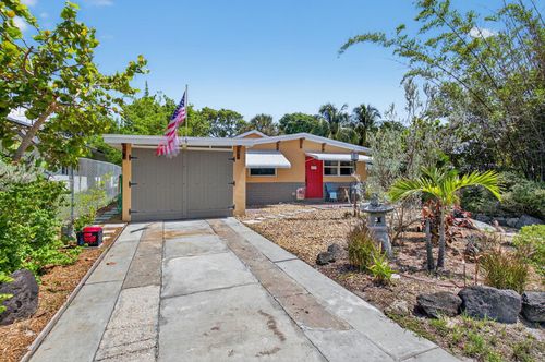 325 Jeffery Street, Boca Raton, FL, 33487 | Card Image
