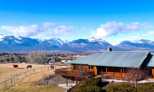 675 Warbler Ln, Corvallis, MT, 59828-9351 | Card Image