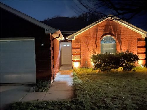 4613 Saint Thomas Pl, Fort Worth, TX, 76135-1653 | Card Image