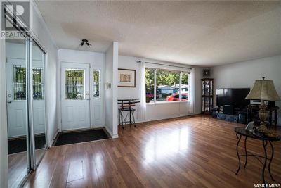 92 Lockwood Rd, House other with 4 bedrooms, 2 bathrooms and null parking in Regina SK | Image 2