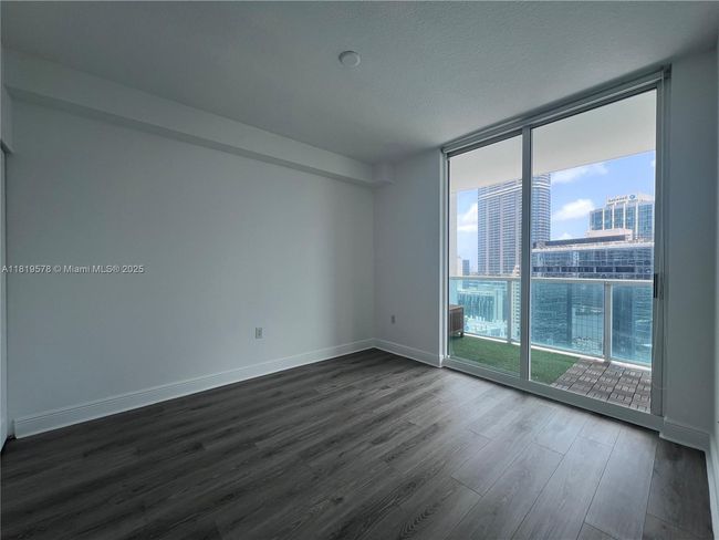 APT-2104 - 1250 S Miami Ave, Condo with 2 bedrooms, 2 bathrooms and null parking in Miami FL | Image 8