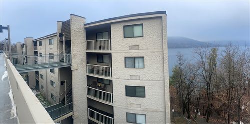 163 Cliffside Dr, Canandaigua, NY, 14424-8824 | Card Image