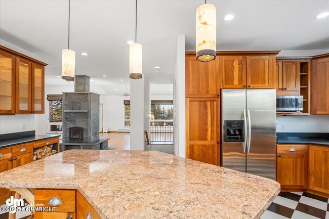 33 Kitchen | Image 34