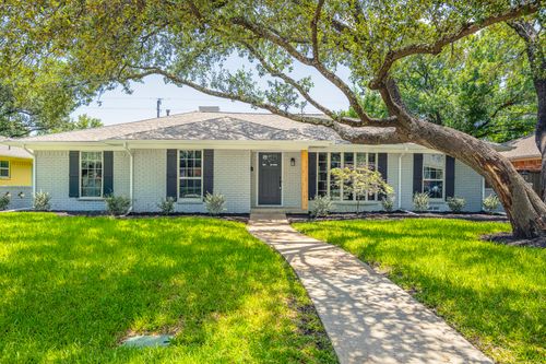 9332 Loma Vista Dr, Dallas, TX, 75243-7412 | Card Image