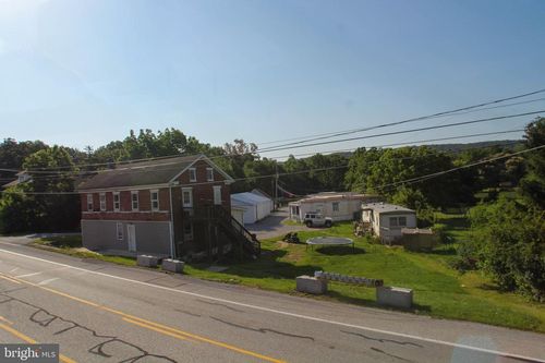 6824 Lincoln Hwy W, THOMASVILLE, PA, 17364-9718 | Card Image