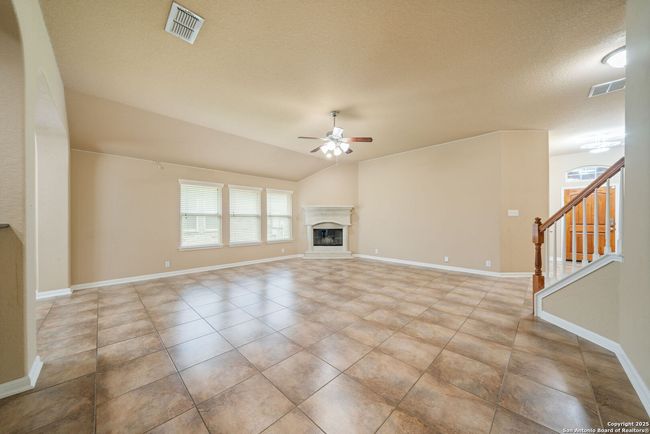 413 Carlow, House other with 4 bedrooms, 3 bathrooms and null parking in Cibolo TX | Image 6
