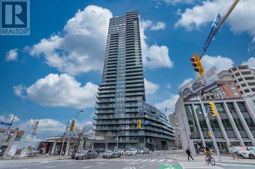 2706-825 Church St, Toronto, ON, M4W3Z4 | Card Image