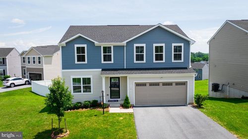 532 Salida Trl, MARTINSBURG, WV, 25403-1715 | Card Image