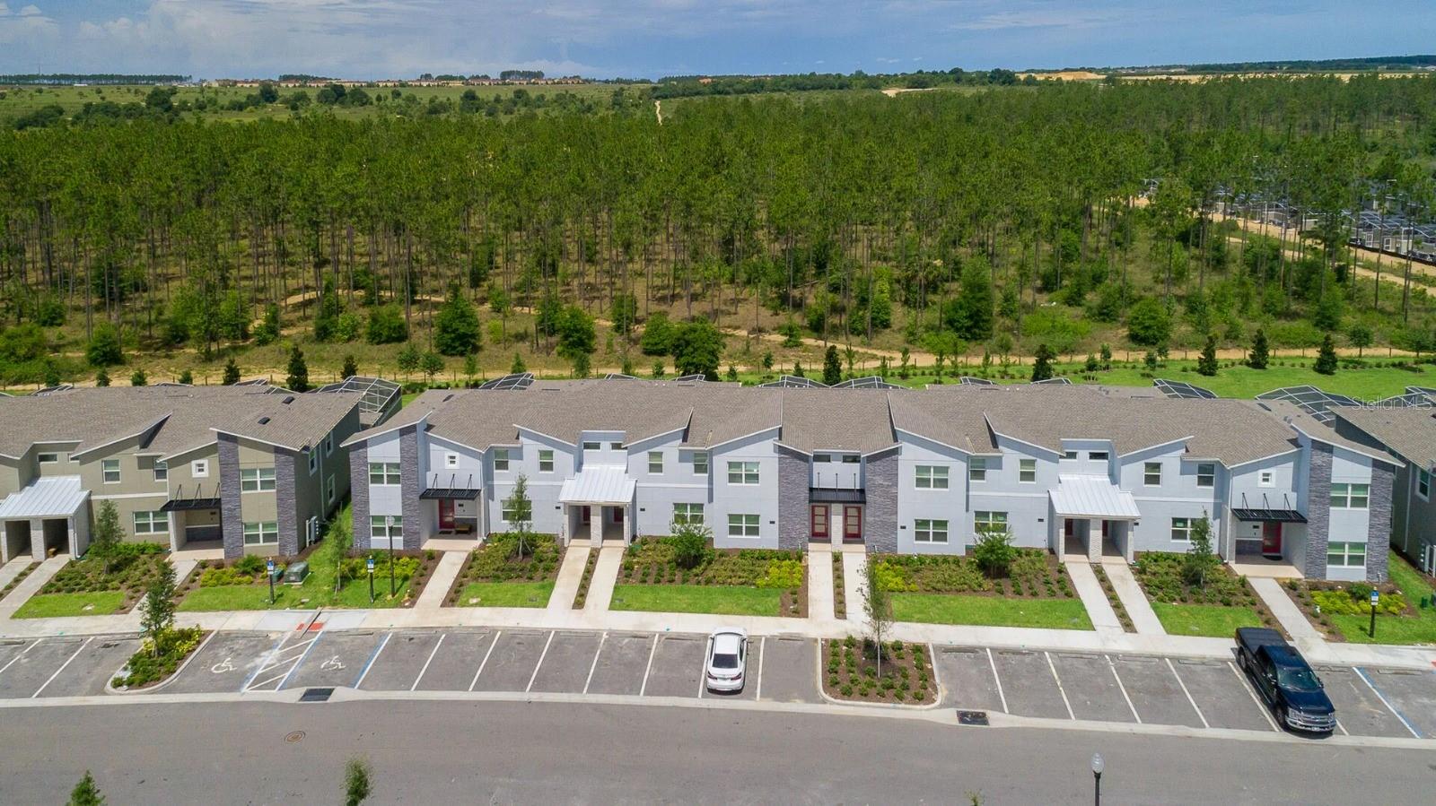 Residential in DAVENPORT 4