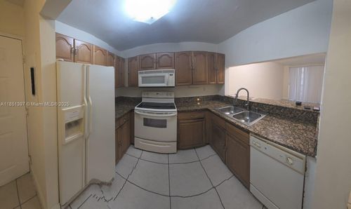 apt-412-8185 Nw 7th St, Miami, FL, 33126-4053 | Card Image