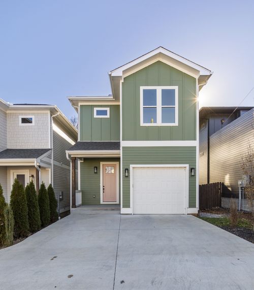 6371 Alamo Pl, Nashville, TN, 37209-1707 | Card Image