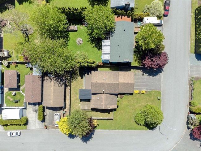 10488 Glasgow Street, House other with 3 bedrooms, 2 bathrooms and 10 parking in Chilliwack BC | Image 4