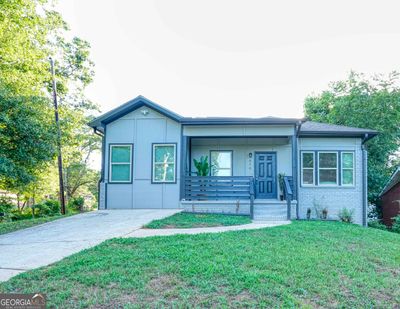 670 Cedar Avenue Nw, House other with 3 bedrooms, 3 bathrooms and null parking in Atlanta GA | Image 2