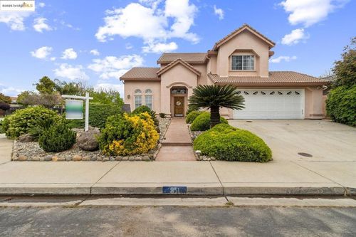 851 Whispering Pines Dr, Turlock, CA, 95382-0456 | Card Image