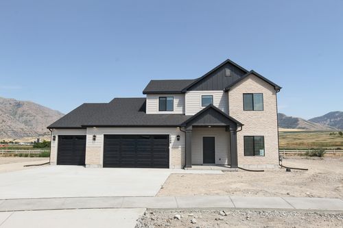 1249 S 780 E, Hyrum, UT, 84319-1699 | Card Image