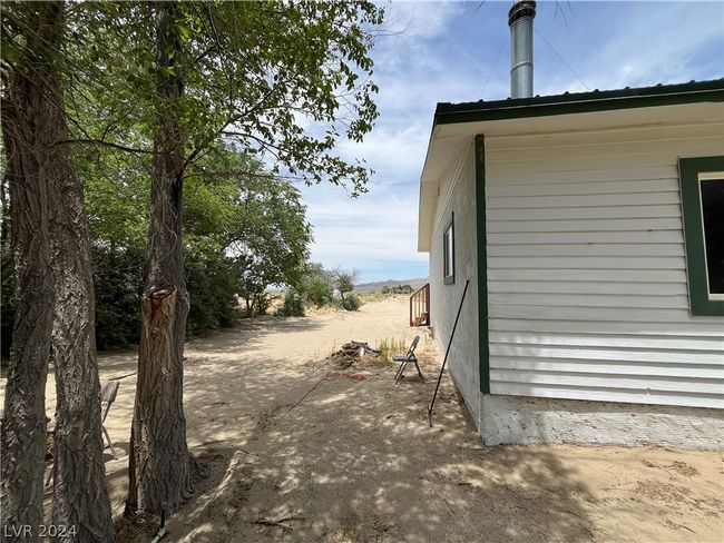 585 Wright Rd, House other with 2 bedrooms, 1 bathrooms and null parking in Dyer NV | Image 4