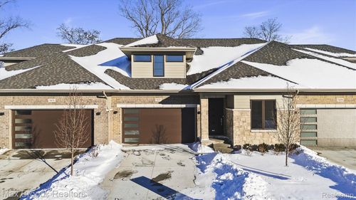 17-7477 Gramercy Cir, West Bloomfield, MI, 48322-2541 | Card Image