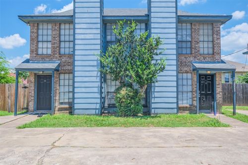 a-1034 Mckinley St, Benbrook, TX, 76126-3483 | Card Image