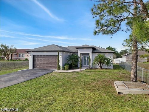 2661 43rd Ave Ne, Naples, FL, 34120-7419 | Card Image