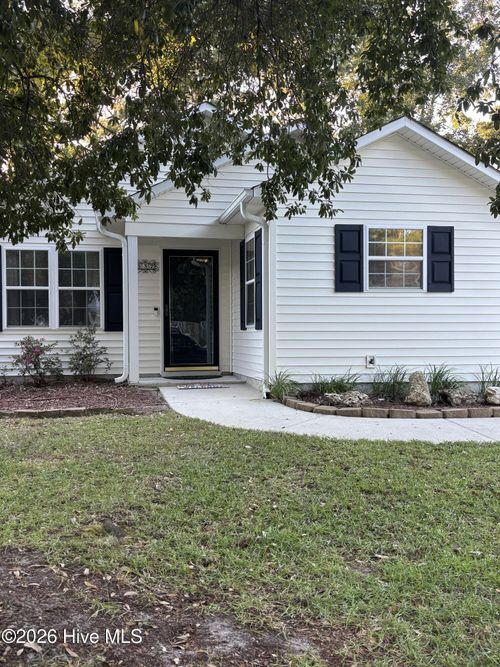 637 Lanvale Hills Cir, Leland, NC, 28451-9314 | Card Image