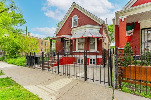705 N Ridgeway Ave, Chicago, IL, 60624-1277 | Card Image